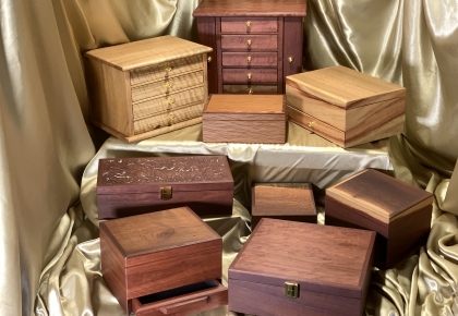 FULL RANGE OFJEWELLERY BOXES  WITH INTERNAL DIVISIONS, TRAYS OR DRAWERS - AVAILABLE NOW