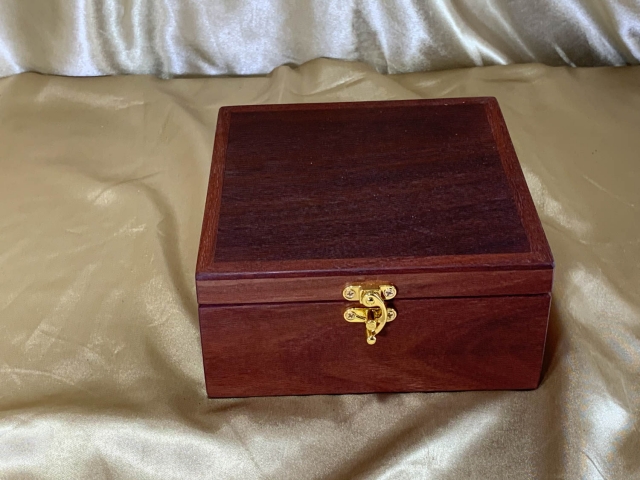 MSTB 2601086-L7462 - Premium Medium Small Wooden Treasure / Trinket Box