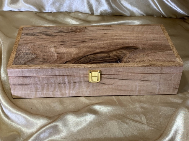 PLKB 2601193-L7366 - Premium Wooden Jewellery / Keepsake Box - Australian Blackbutt