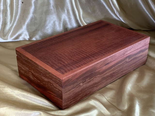 PLKB 2603K4-L7997 - Premium Large Hand Made Australian Jarrah Keepsake Box