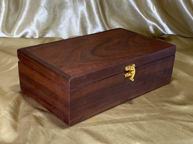 PMLKB 2603K6-L7889 Premium Medium Large Wooden Keepsake Box - Australian Jarrah