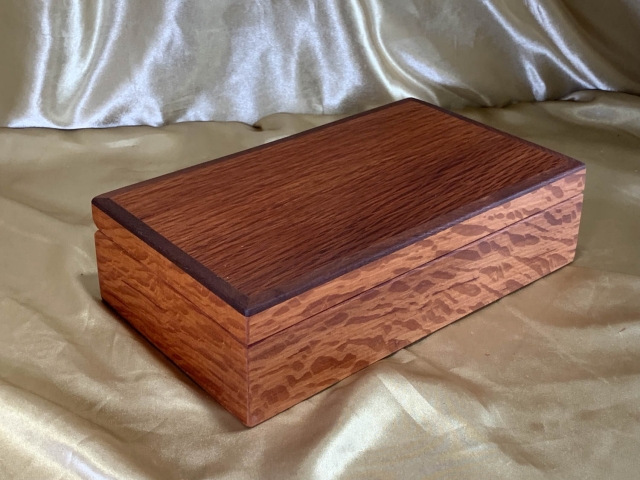 PMKB 2603K9-L8017 - Premium Medium Sized Handcrafted Australian Sheoak Keepsake Box