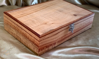 PJBT 2408 - L1564 - Premium Silky Oak Jewellery Box with Removable Tray - Made in Australia