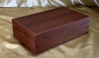 PMKB 2603K10-L8374 - Premium Handcrafted Medium Sized Jarrah Keepsake Box SOLD