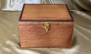 PJB2T 2605T22-L9120 - Premium Australian Sheoak Jewellery Box with 2 Internal Trays - Hand Made